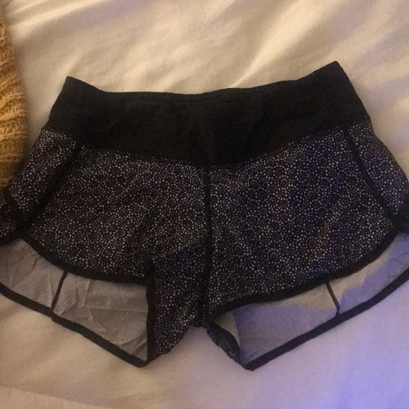 lululemon athletica Pants - Lululemon Speed short